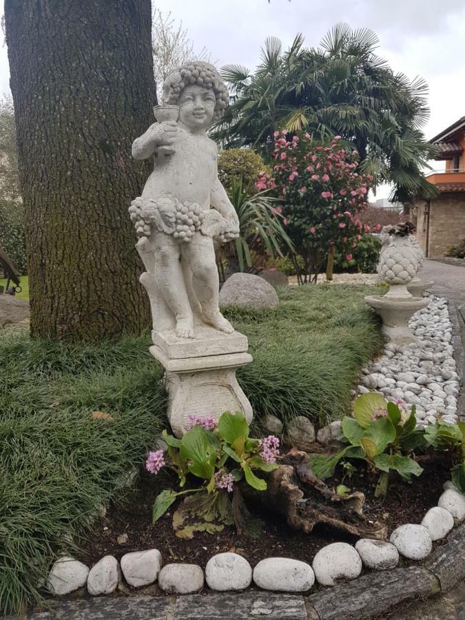 B&B Le Palme Appiano Gentile Extérieur photo